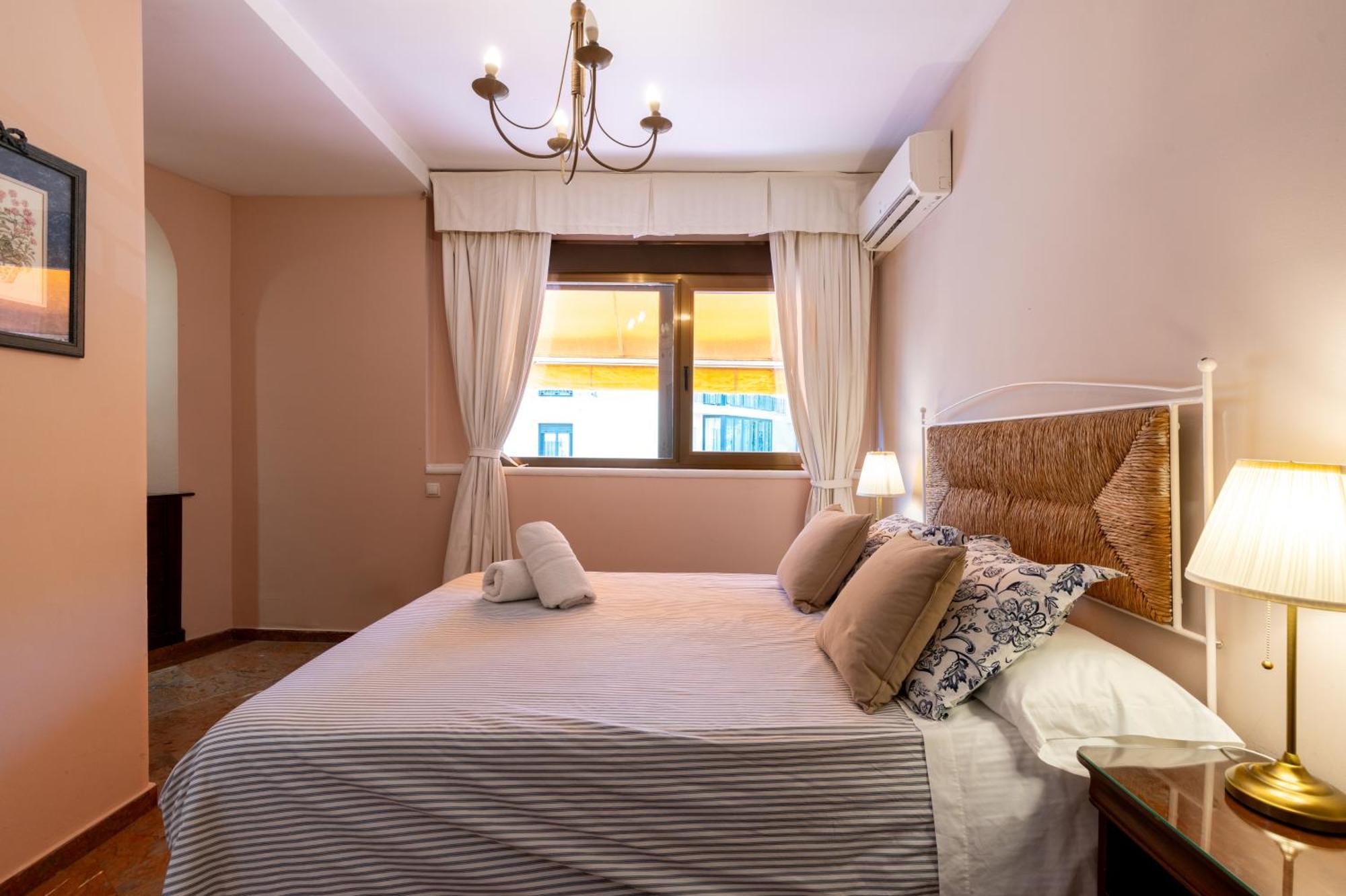 Penthouse!!! Center Of Seville!!! 2 Bedroom + 2 Bath!!! Exteriér fotografie